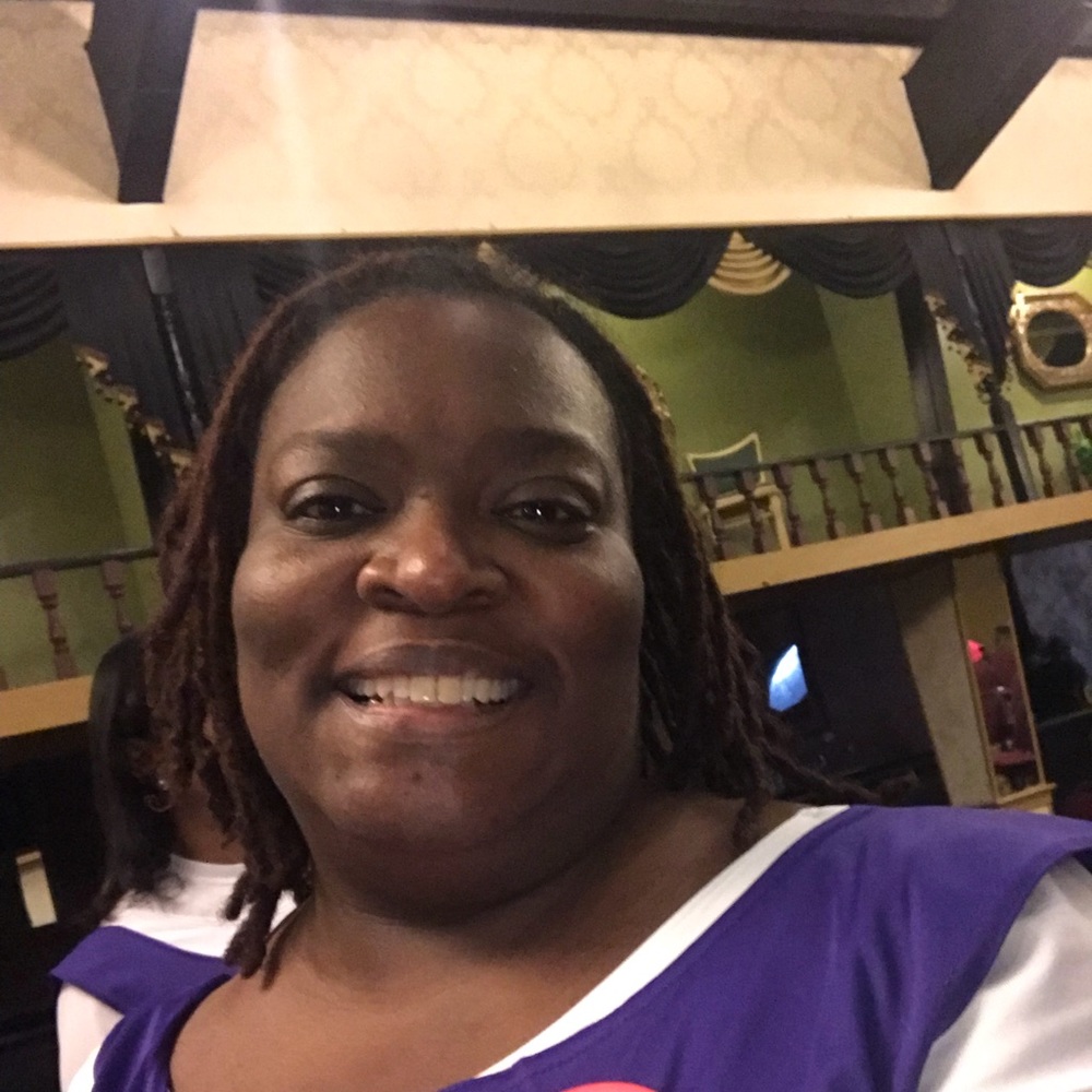 Meet your Posher, Iesha